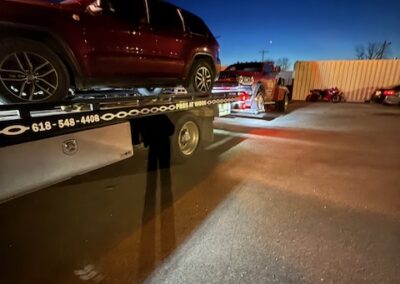 Emergency Roadside Assistance in Salem IL from Ed Holsapple Towing helping stranded drivers with quick reliable support.